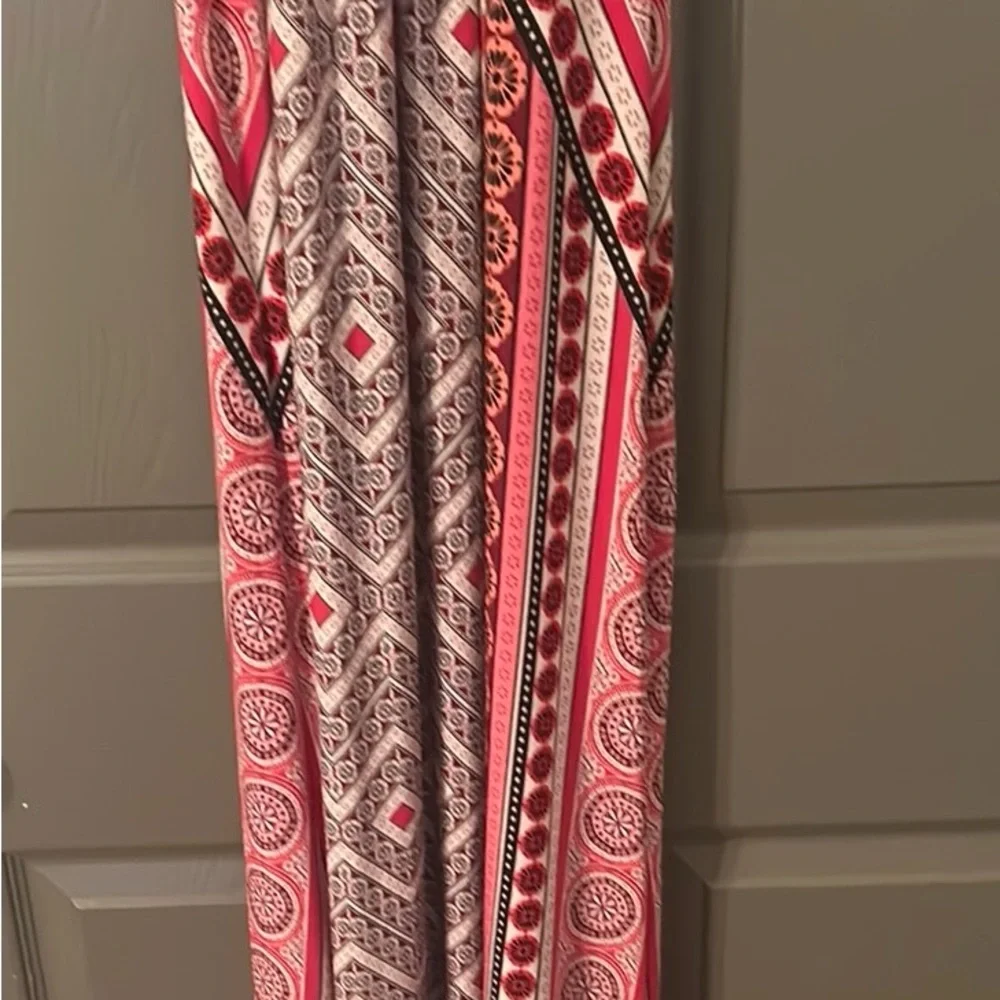 London Times Full Length Halter Dress. U.S. 6 - Picture 5 of 13